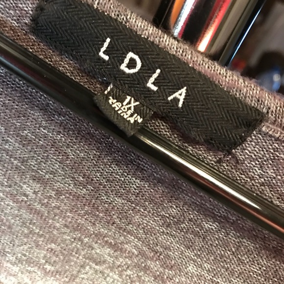 Dress with crimped arms and waist band - Picture 3 of 3